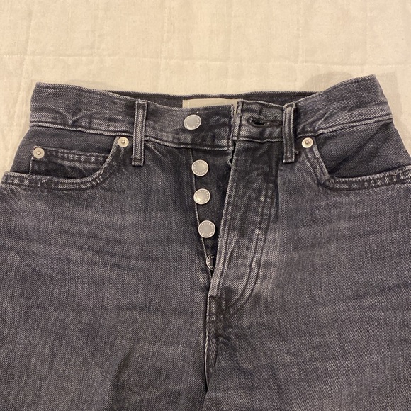 Everlane The Rigid Way High Short - Picture 3 of 7